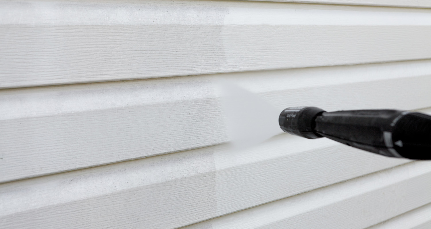 The Benefits Of Professional House Siding Pressure Washing